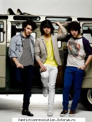Poze cu cei trei frati!! - ingerulbun - jonas Brothers