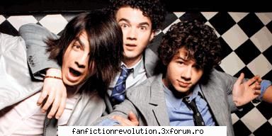 Poze cu cei trei frati!! - ALEXA24 - jonas Brothers